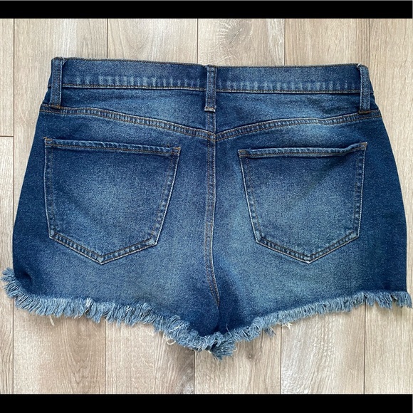 EUC SO jean shorts - Picture 3 of 3